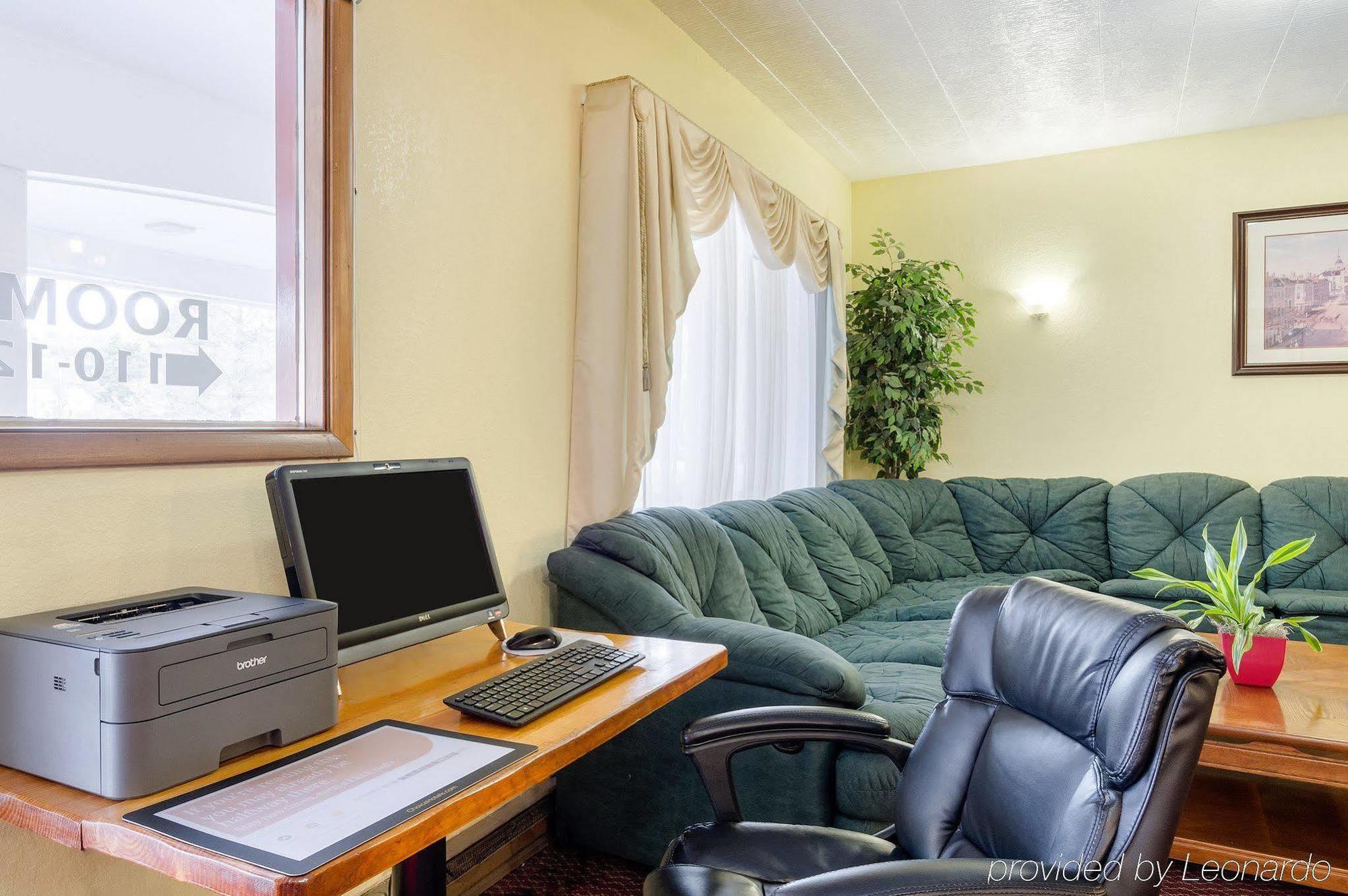 Red Roof Inn Sutton 외부 사진